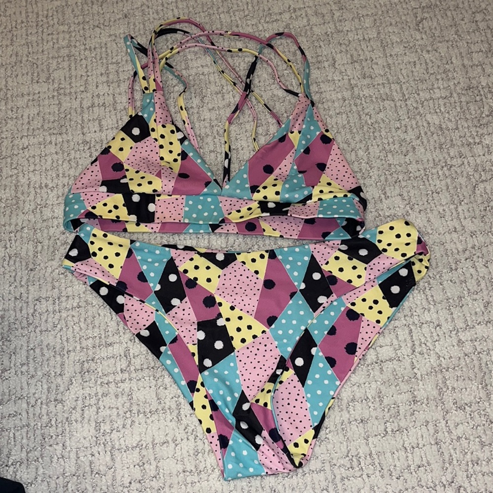 Kulani Kinis Bikini